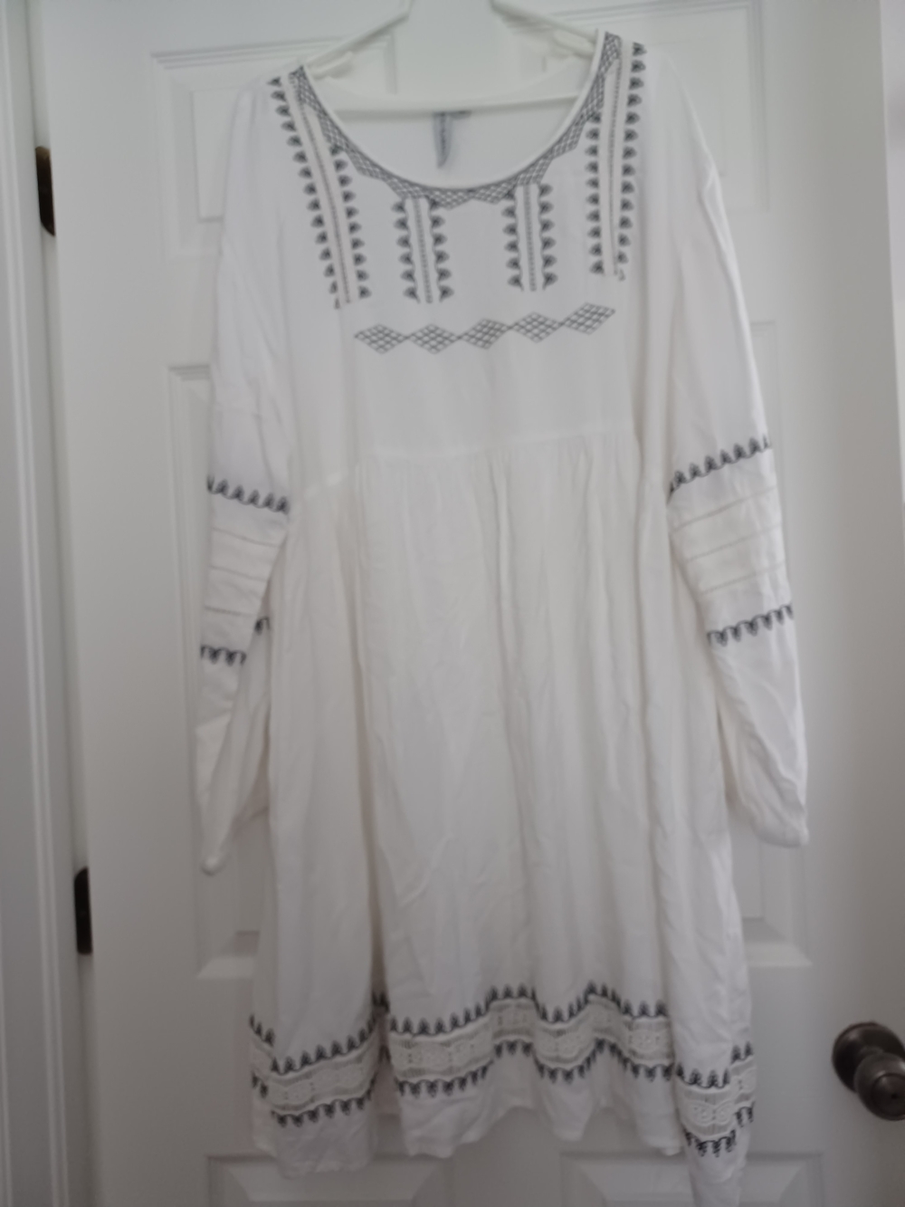 Grace & Karma Womens Size 3X Bohemian White Embroidered Midi Dress